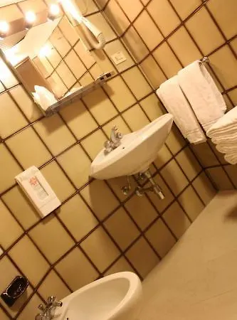 花园酒店 2*