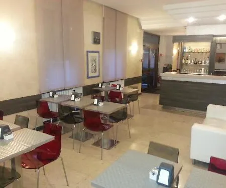 花园酒店